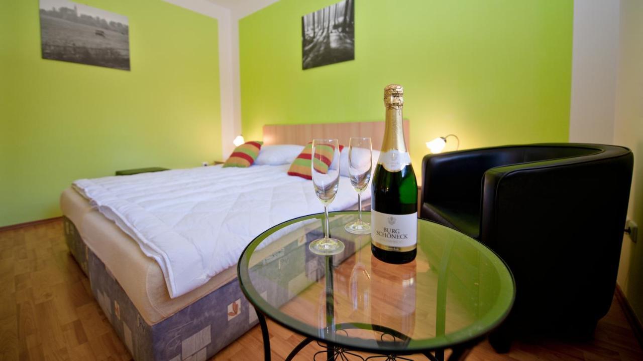 Wellness Penzion Eva Dolni Moravice ภายนอก รูปภาพ