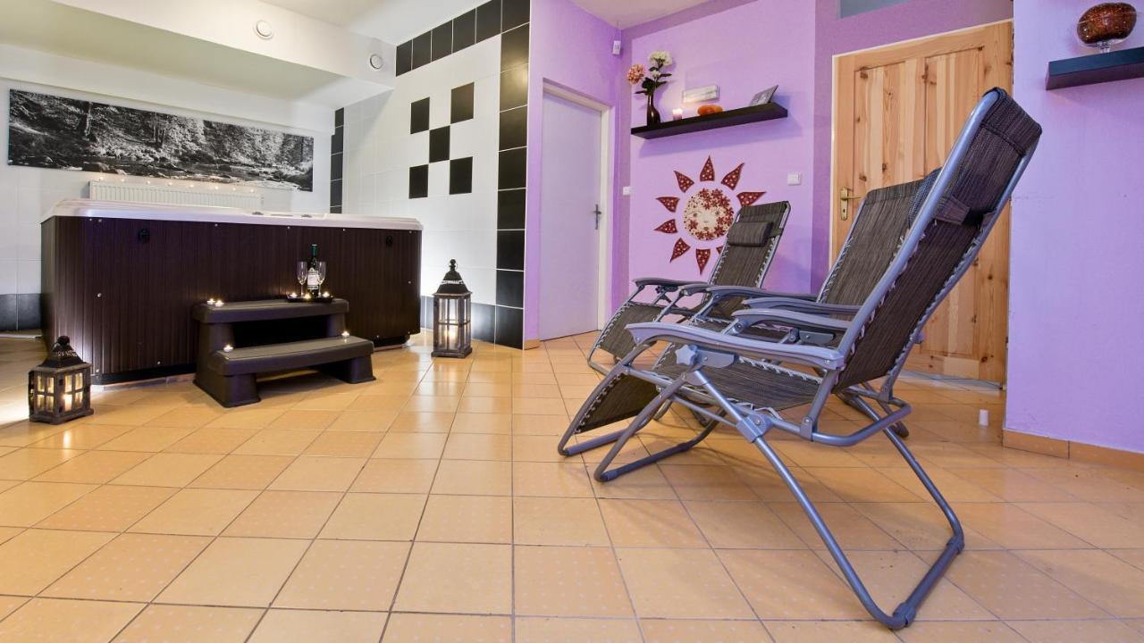 Wellness Penzion Eva Dolni Moravice ภายนอก รูปภาพ