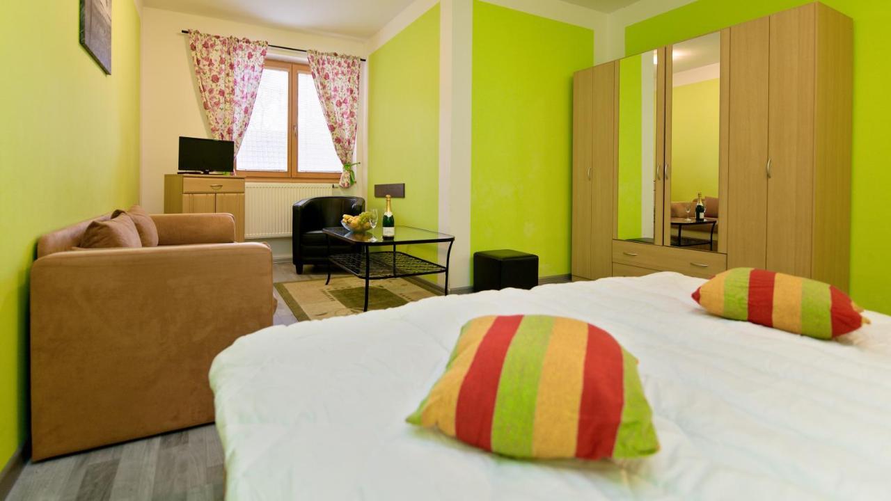 Wellness Penzion Eva Dolni Moravice ภายนอก รูปภาพ